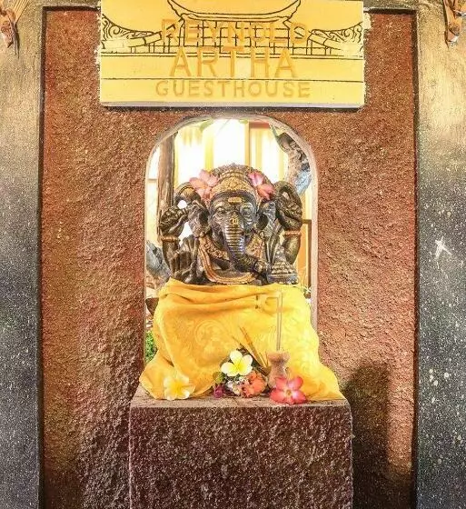 Majatalo Reynold Artha Guest House