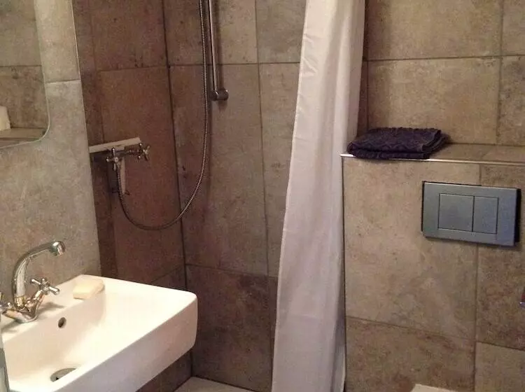 Majatalo Bio Hof Maiezyt