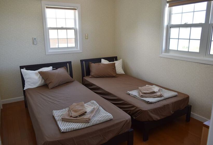 膳宿费 Chura Umi Coral Cabin