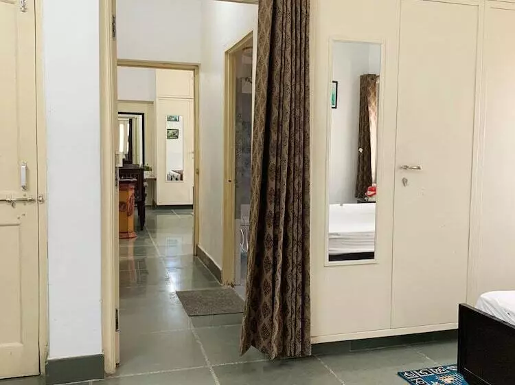 ペンション Gadh Ganesh Homestay