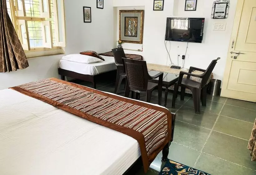 ペンション Gadh Ganesh Homestay