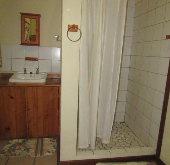 膳宿费 Pat's Place