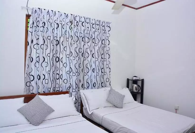 Majatalo Livinginn Polonnaruwa