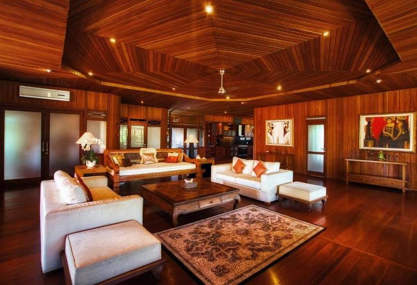 펜션 Regali Residence