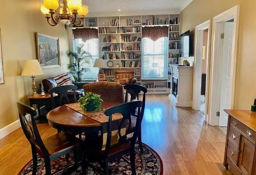 Retkeilymaja Bristol Suites