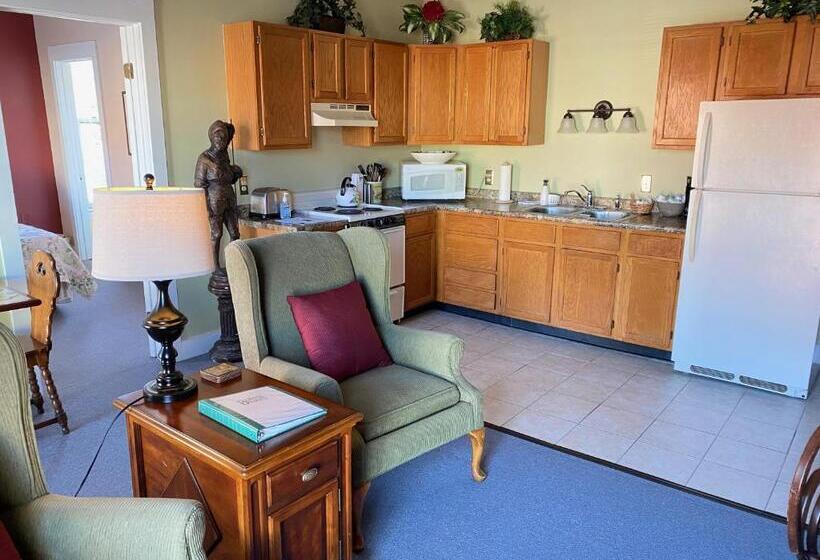 호스텔 Bristol Suites