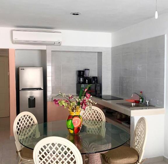 Enna Inn Ixtapa Departamentos Vista Al Mar