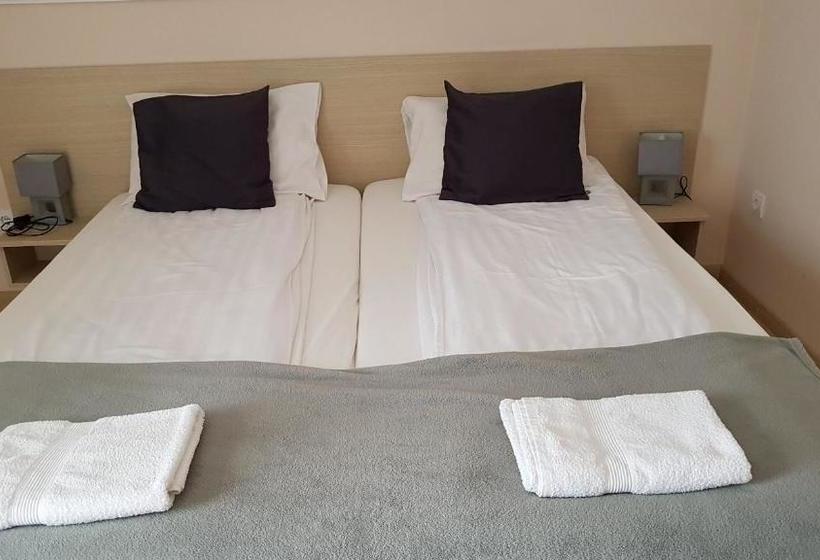 פנסיון Andi Ház