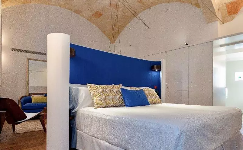 Divina Suites Hotel Singular  Adults Only
