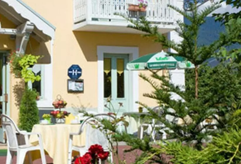 ホテル Hôtel Le Belvédère