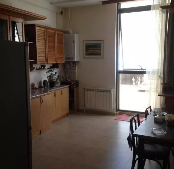 پانسیون Art Guesthouse