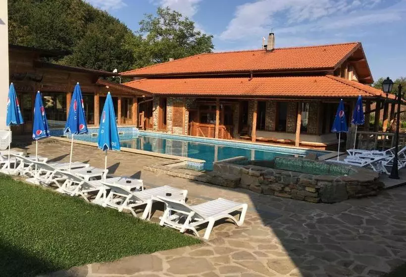 پانسیون Eco Rai Rekata