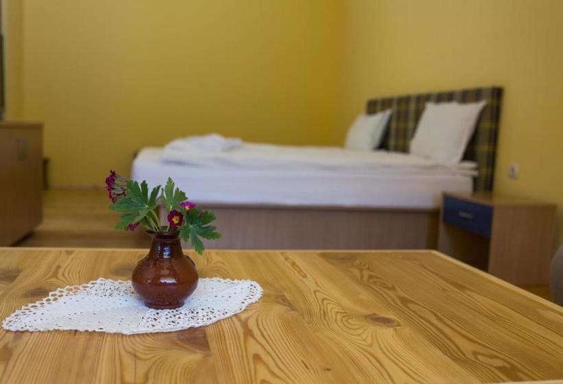 Пансион Eco Rai Rekata