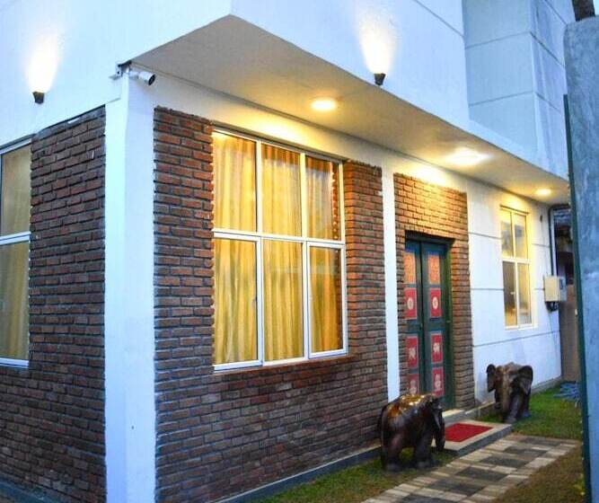 펜션 Green Ayurvedic Beach Resort