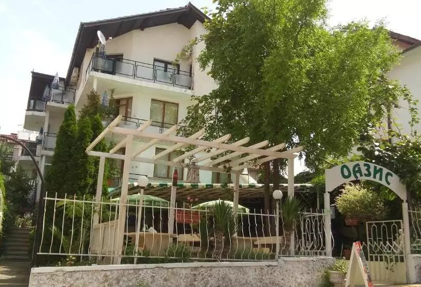 پانسیون Guesthouse Oasis