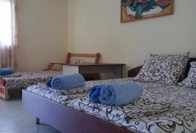 پانسیون Guesthouse Oasis