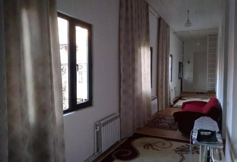 پانسیون Ilham Mustafa Houses