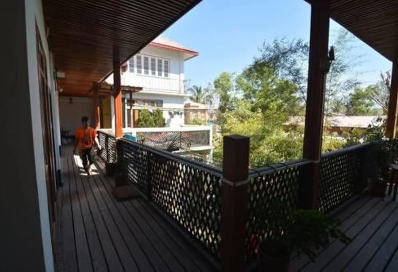 هاستل Three Seasons Inn & Spa