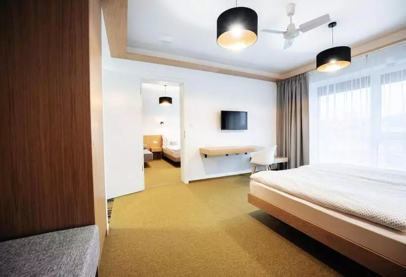 ペンション Beachwell