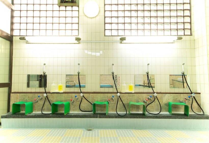 פנסיון Hostel Moku Moku