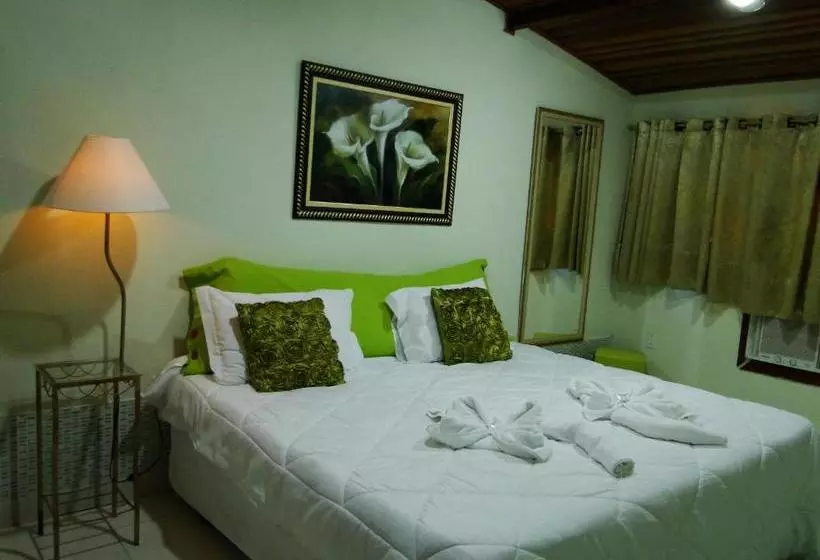 Majatalo Pousada Das Acerolas