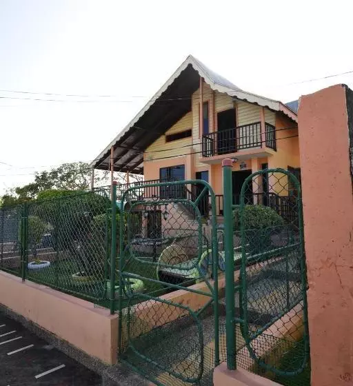 هاستل Marcia`s Place
