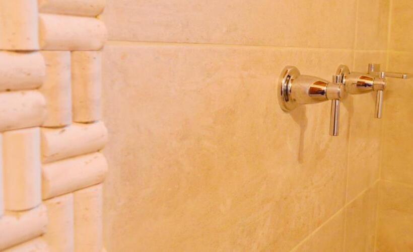 Las Marías Apartasuites