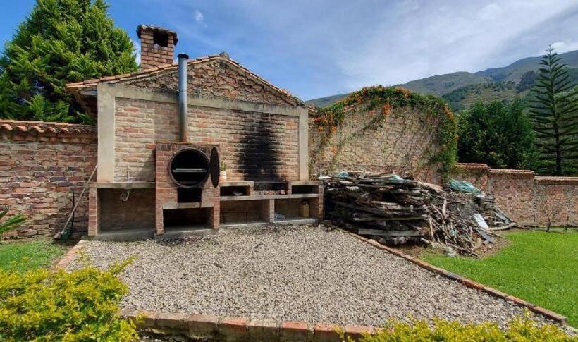 Las Marías Apartasuites