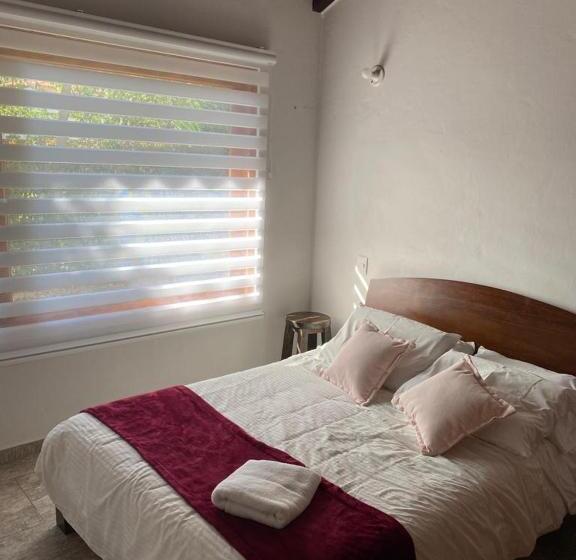 Las Marías Apartasuites