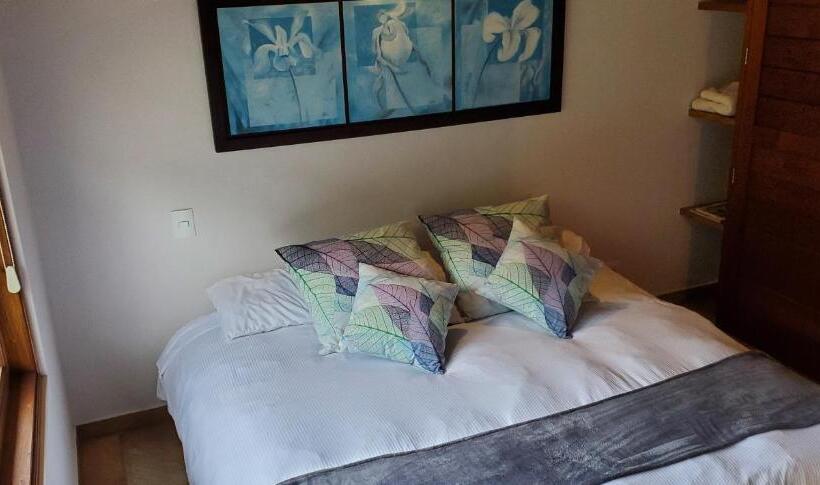 Las Marías Apartasuites