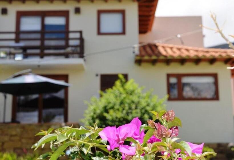 Las Marías Apartasuites