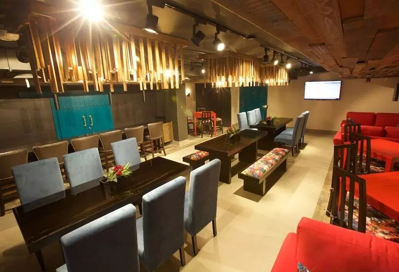 Lujain Hotel Suites