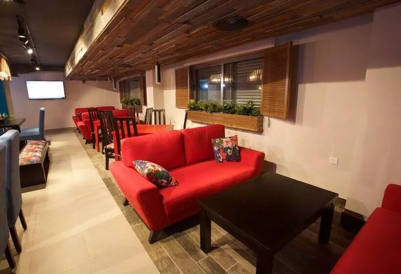 Lujain Hotel Suites