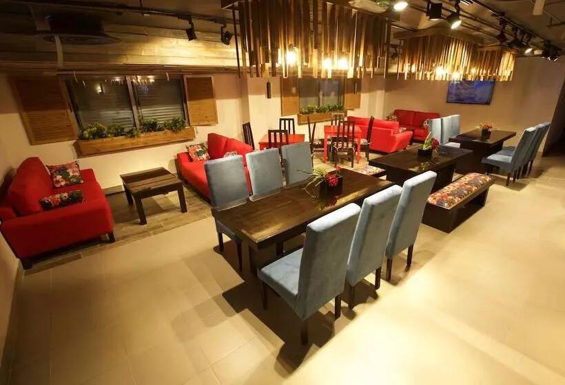 Lujain Hotel Suites