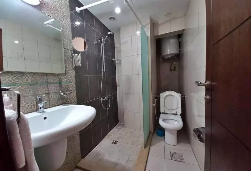 Lujain Hotel Suites