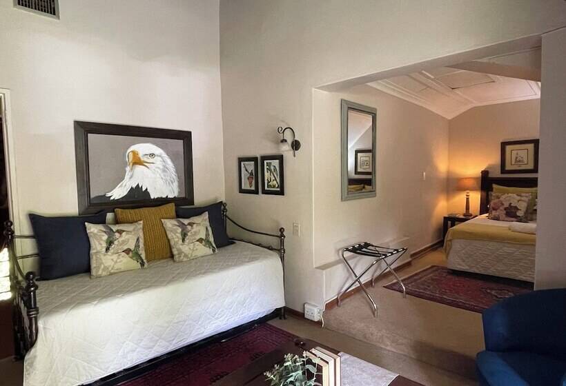 ペンション De Witt E Guest House