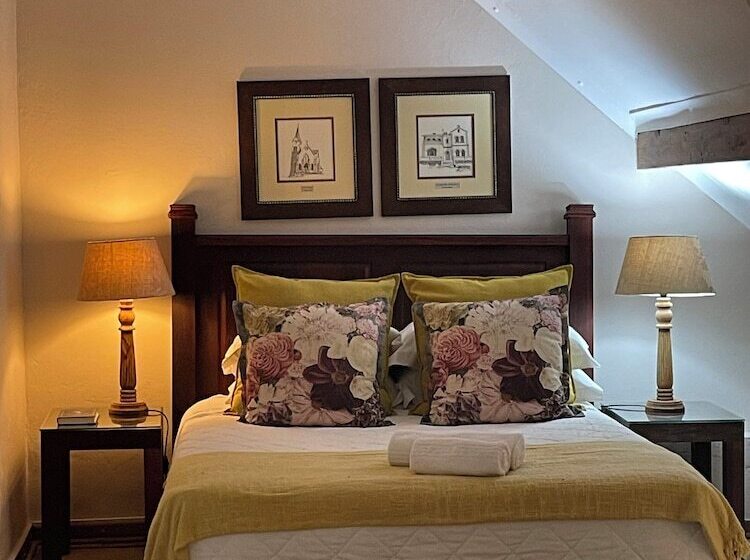 ペンション De Witt E Guest House