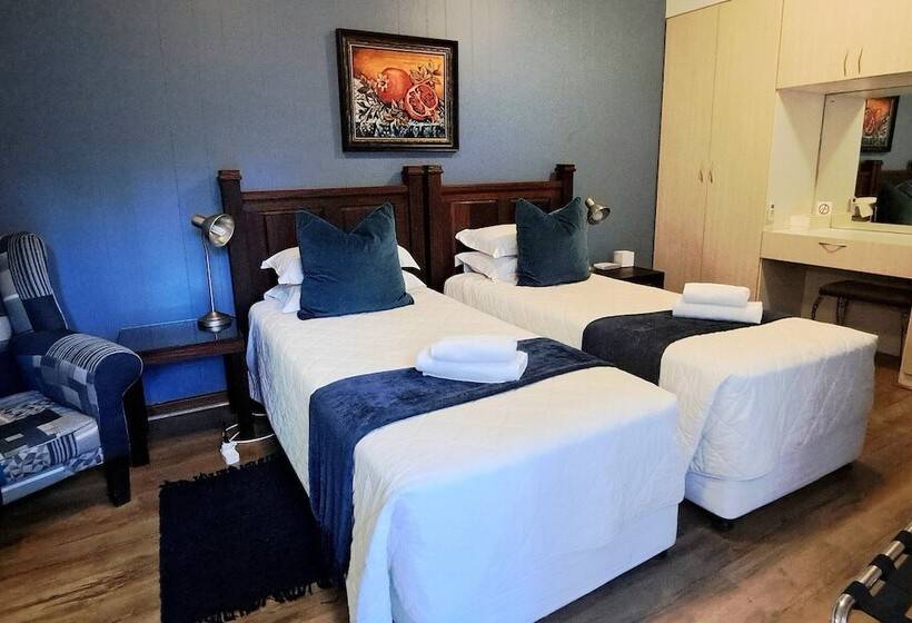 ペンション De Witt E Guest House