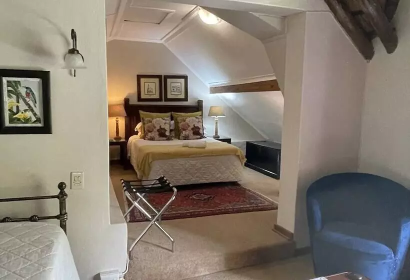 ペンション De Witt E Guest House