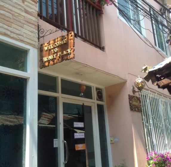پانسیون Honey Place Guesthouse,special Rate For Long Stay