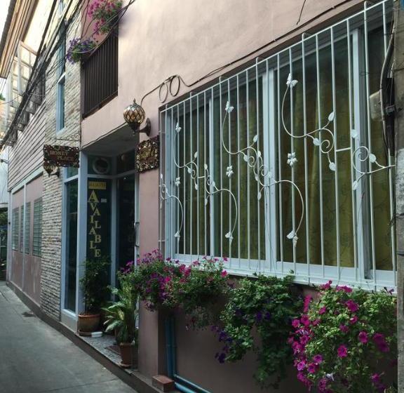 پانسیون Honey Place Guesthouse,special Rate For Long Stay