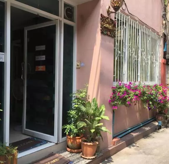 پانسیون Honey Place Guesthouse,special Rate For Long Stay