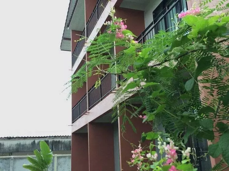 پانسیون Montranakhon Guest House