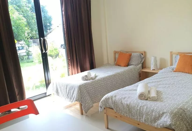 پانسیون Montranakhon Guest House