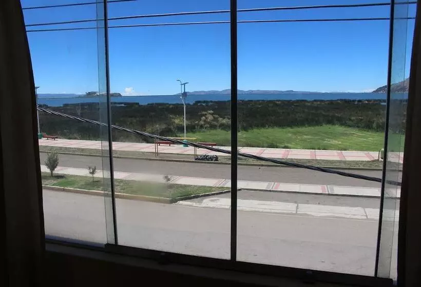 پانسیون Posada De Percybal Lago Inn