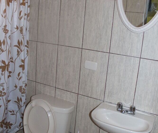 ペンション Posada De Percybal Lago Inn