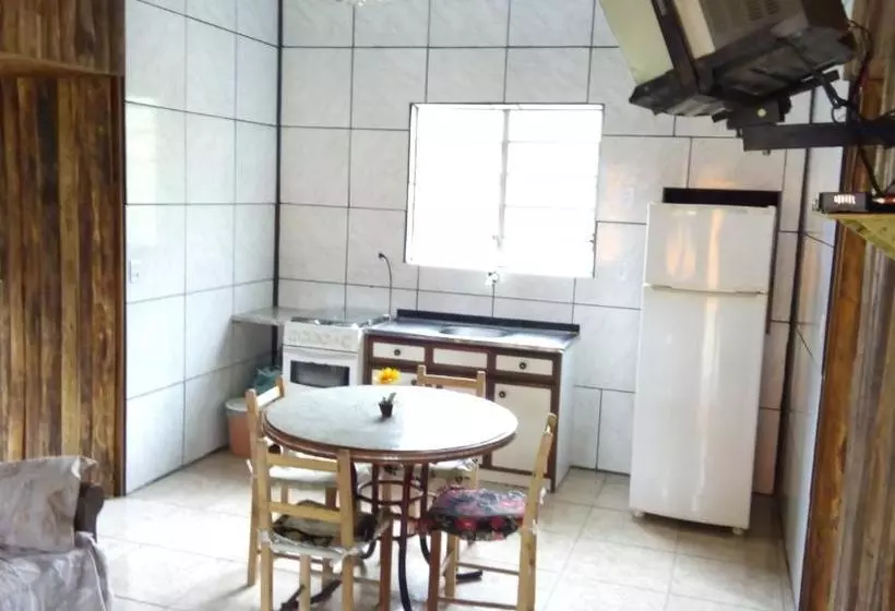 ペンション Eco Pousada Recanto Tucano