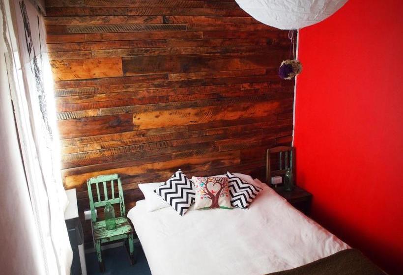 هاستل Treehouse Patagonia