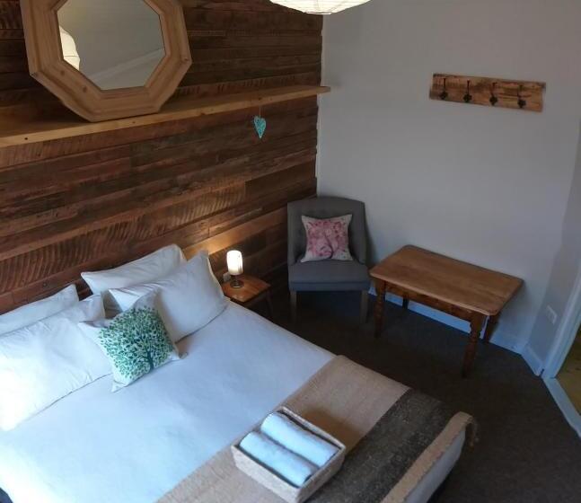 هاستل Treehouse Patagonia