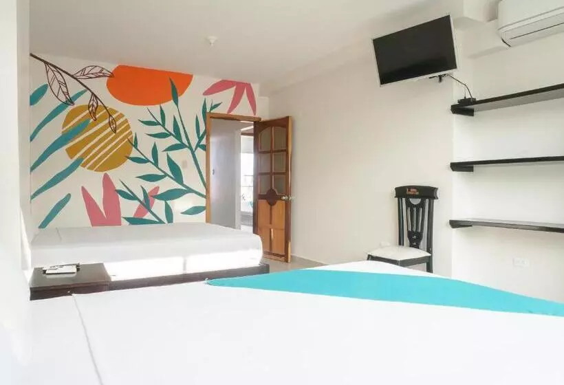 Hotelli Margaritas Palace